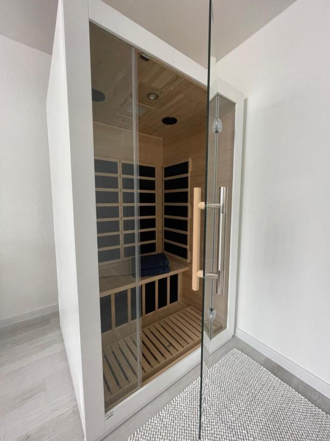 Luxus Apartment Am Fremersberg - Zentral - Mit Sauna & Badewanne Baden-Baden Eksteriør billede